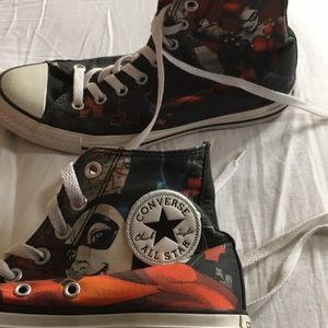 Harley Quinn limited edition converse!